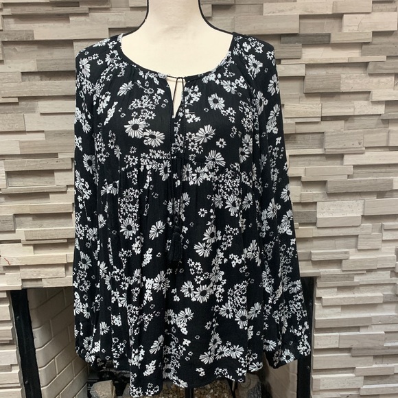 Old Navy brand tunic style blouse, size XL - Picture 1 of 3